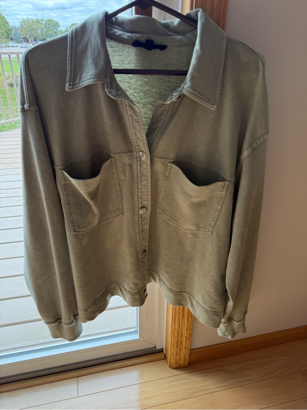 Jane + Delancey Women's Size XL Green Solid Collared Long Sleeve Button-Up Shirt